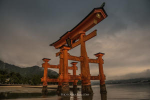 厳島神社